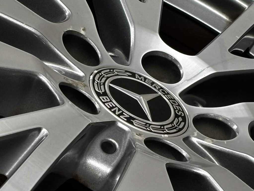 Mercedes-Benz A Class Amg A 35 4Matic Premium White #10