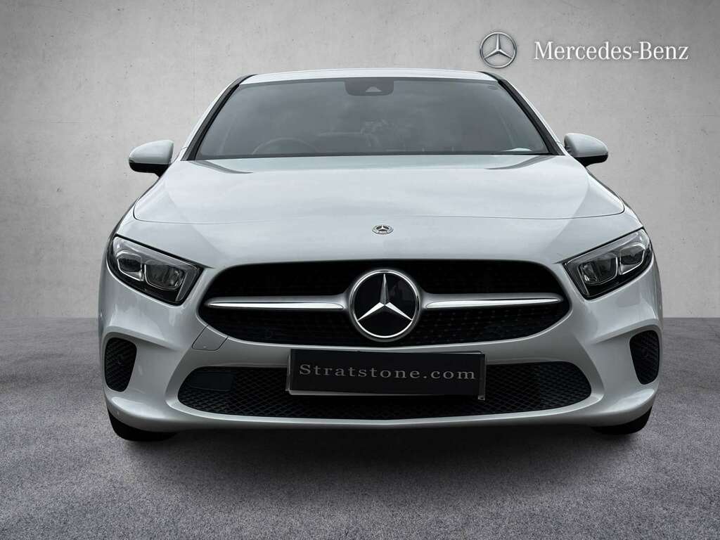 Mercedes-Benz A Class Amg A 35 4Matic Premium White #2