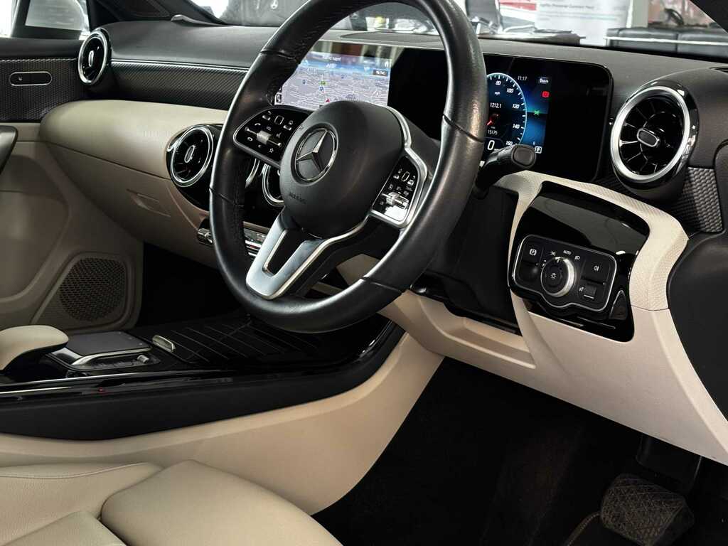 Mercedes-Benz A Class Amg A 35 4Matic Premium White #25
