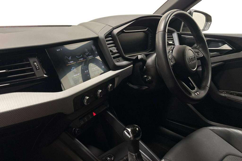 Audi A1 35 Tfsi S Line Contrast Edition S Tronic 2019 CV19EWS Yellow #2