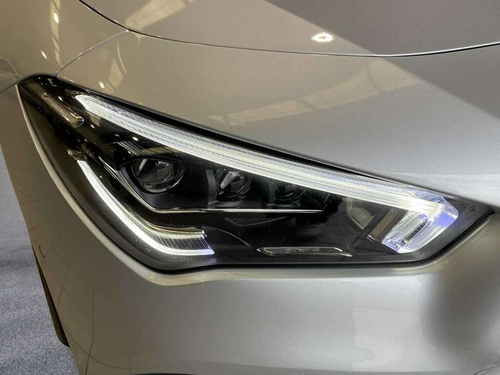 Mercedes-Benz CLA Class 220D Amg Line Premium Plus Tip 2021 Silver #2