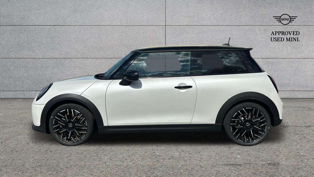 Mini Hatch 2.0 S Exclusive 2025 White #4