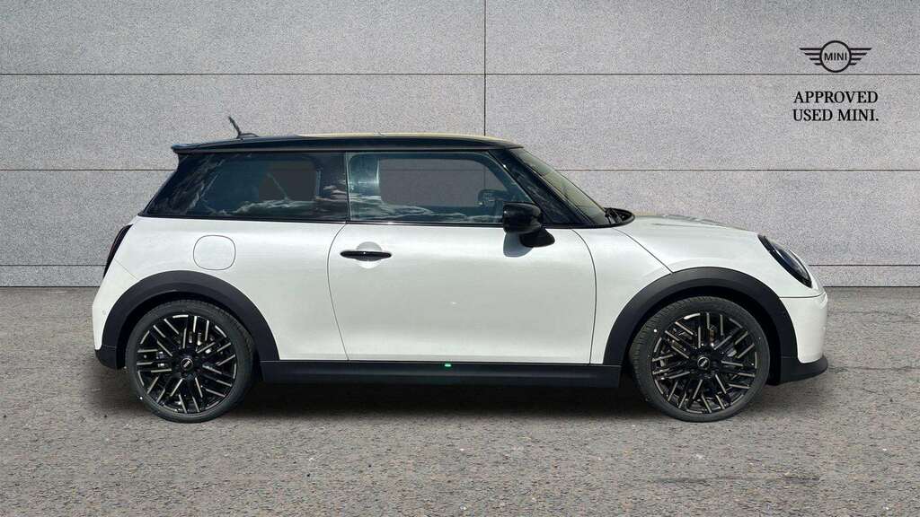 Mini Hatch 2.0 S Exclusive 2025 White #3