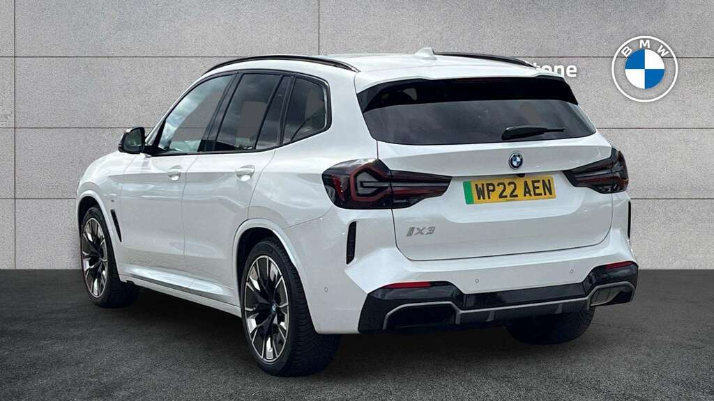 BMW iX3 210Kw M Sport Pro 80Kwh 2022 White #2