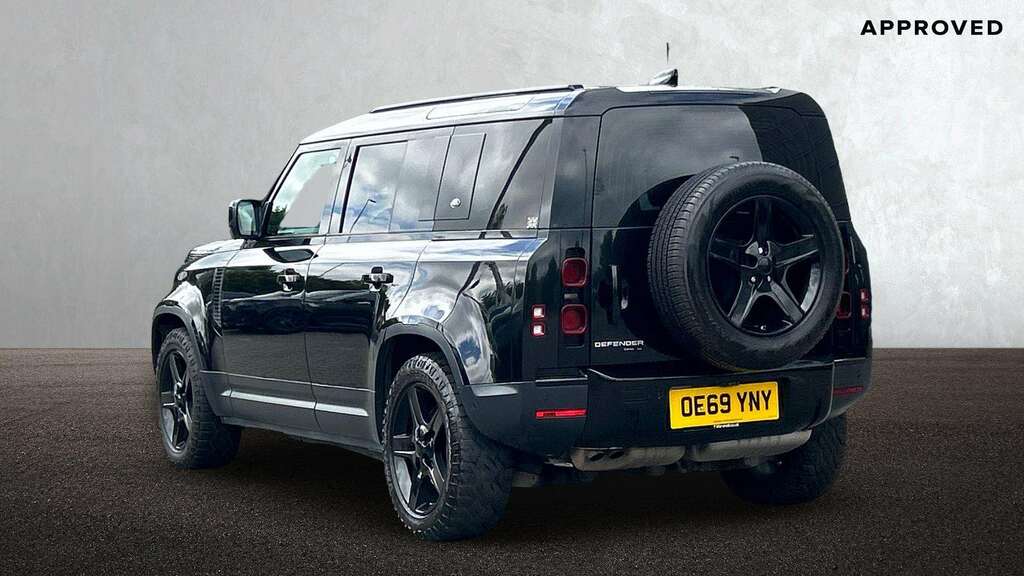 Land Rover Defender 110 2.0 D240 Se 110 2020 Black #2