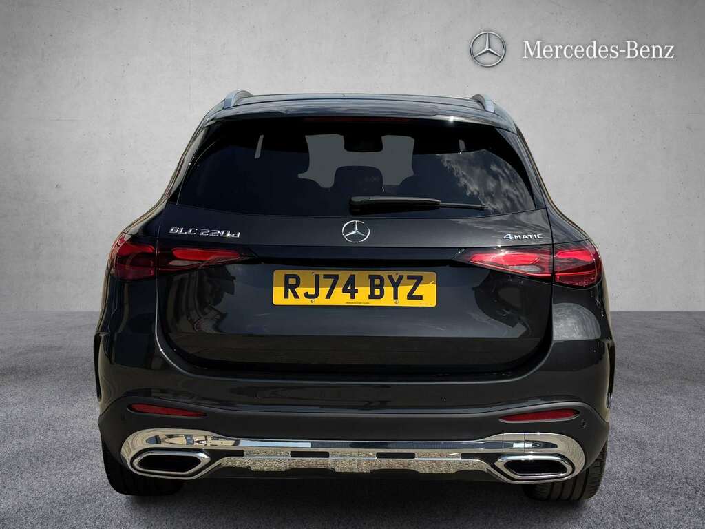 Mercedes-Benz GLC Class 220D 4Matic Amg Line Premium 9G-tronic 2024 RJ74BYZ Grey #4