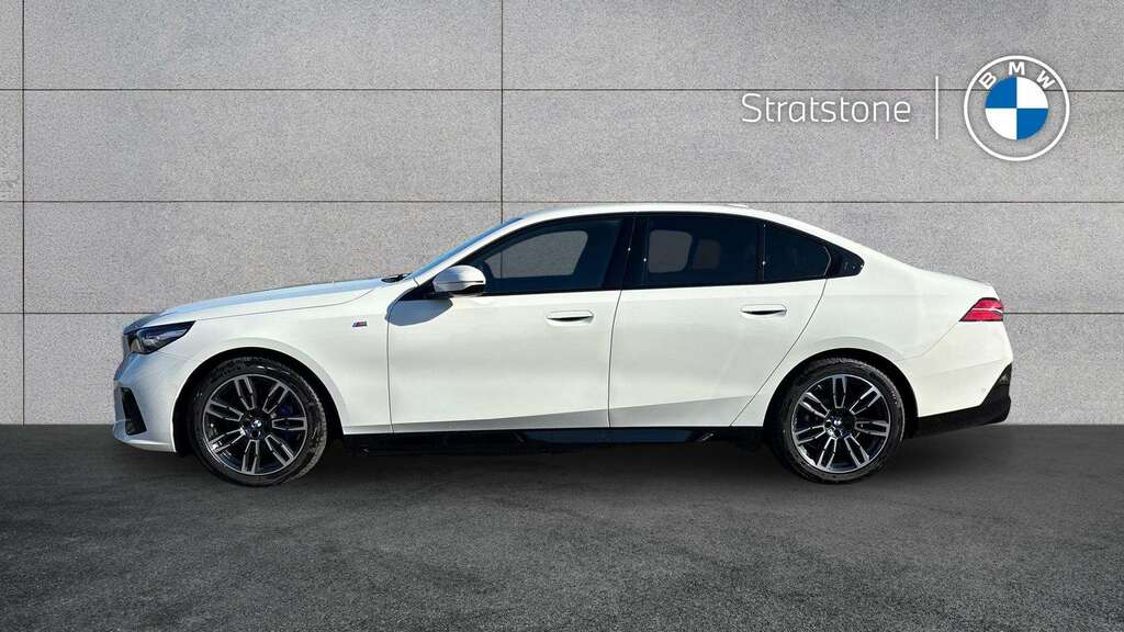BMW i5 250Kw Edrive40 M Sport 84Kwh 2026 White #3