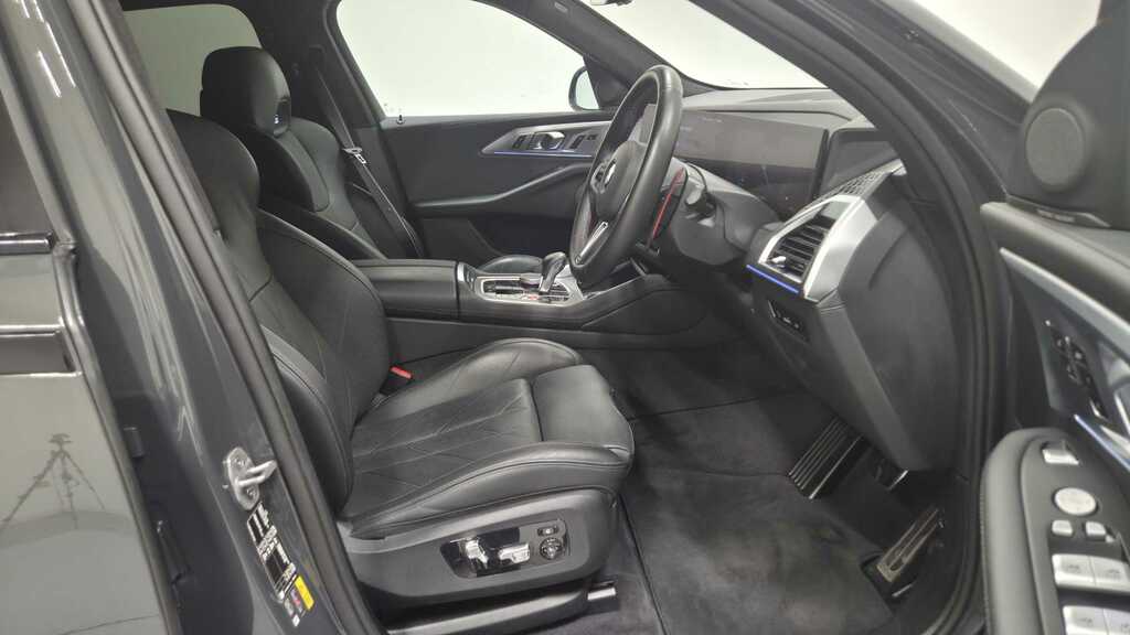 BMW XM 5dr Auto Black #11