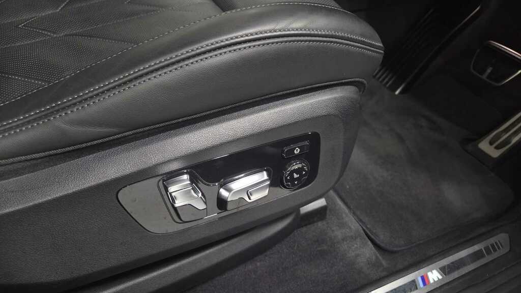 BMW XM 5dr Auto Black #27