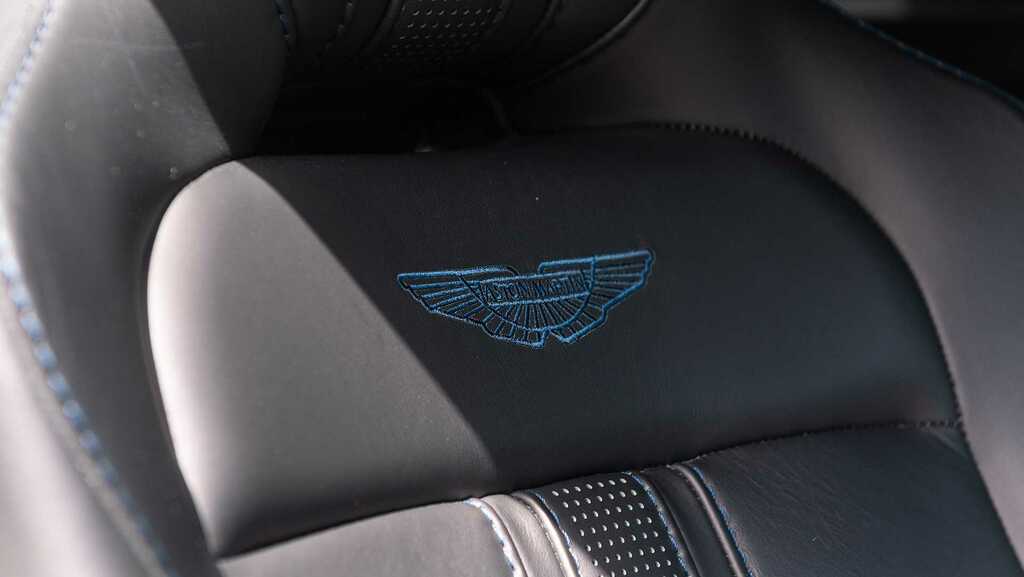 Aston Martin Vantage Zf 8 Speed 2024 Grey #3