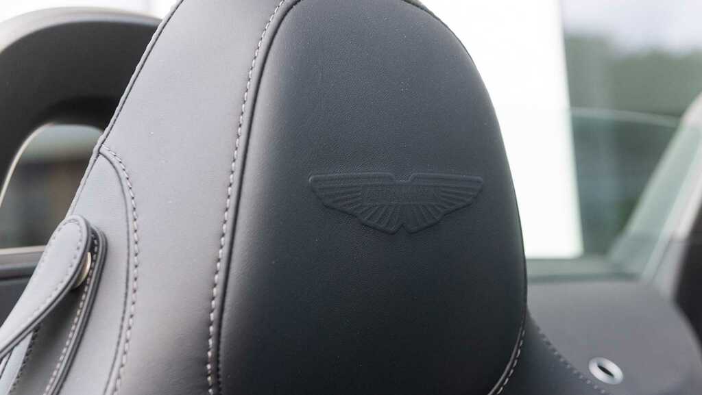 Aston Martin Vantage V8 2025 Green #4