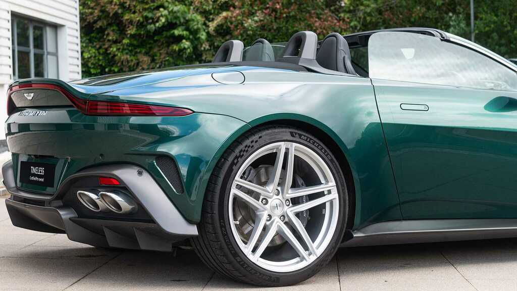 Aston Martin Vantage V8 2025 Green #19