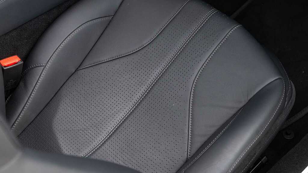 Aston Martin Vantage V8 2025 Green #23