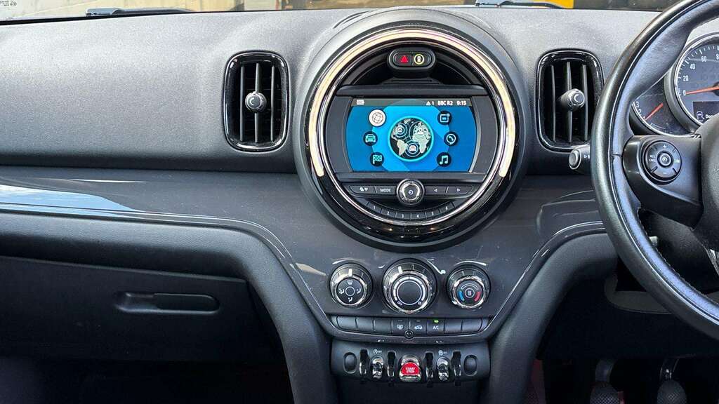 Mini Countryman 2.0 Cooper D Suv 150 Ps Red #8