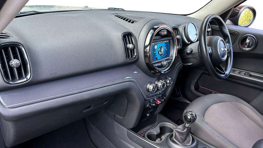 Mini Countryman 2.0 Cooper D Suv 150 Ps Red #7