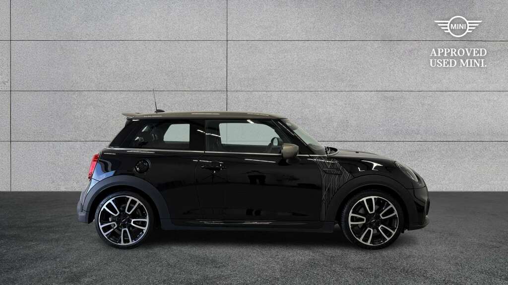 Mini Hatch 2.0 Cooper S Shadow Edition 2022 Black