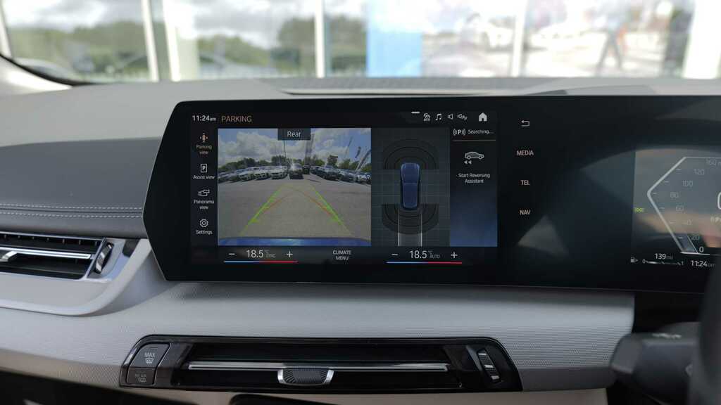 BMW 2 Series 218D Sport Live Cockpit Prof Black #27
