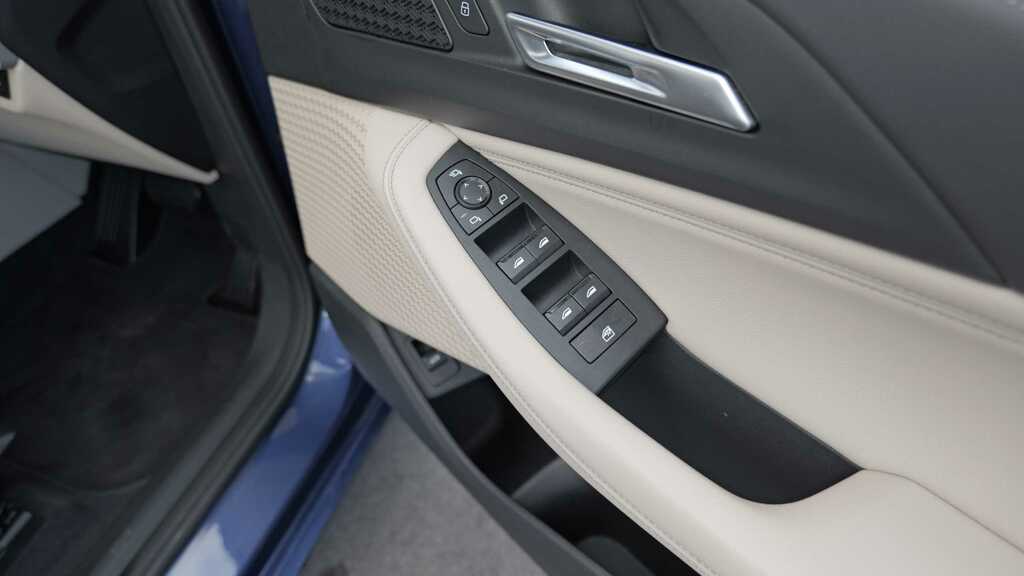 BMW 2 Series 218D Sport Live Cockpit Prof Black #19