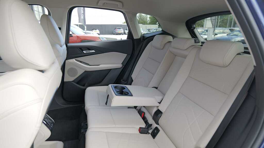 BMW 2 Series 218D Sport Live Cockpit Prof Black #9