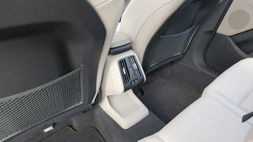BMW 2 Series 218D Sport Live Cockpit Prof Black #31