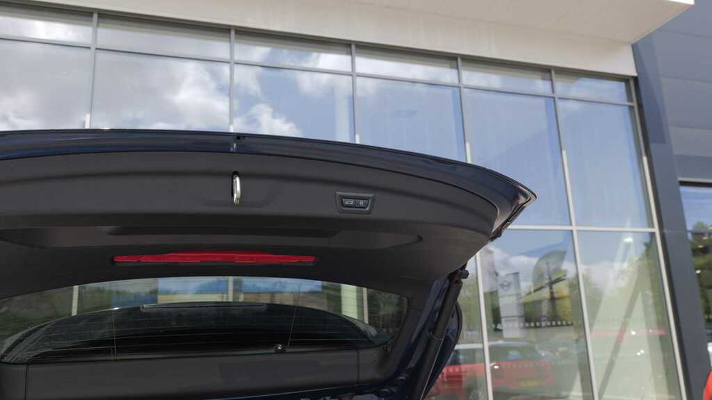 BMW 2 Series 218D Sport Live Cockpit Prof Black #17