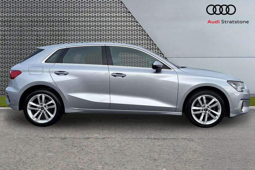 Audi A3 35 Tfsi Sport 2023 Silver #2
