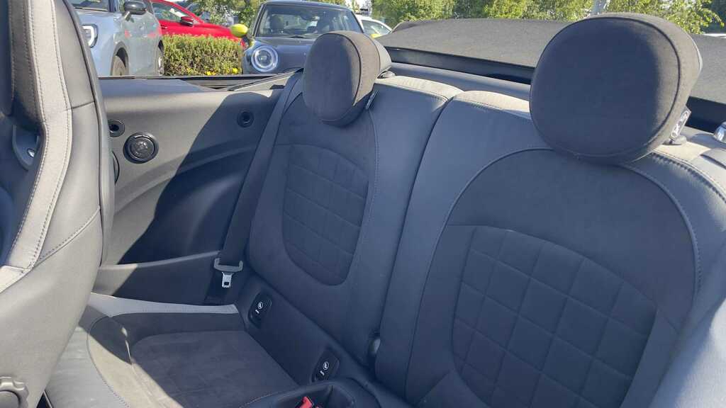 Mini Convertible 1.5 Cooper Sport Convertible Steptronic Red #11