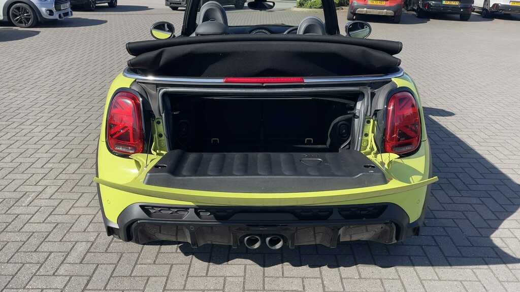 Mini Convertible 1.5 Cooper Sport Convertible Steptronic Red #12