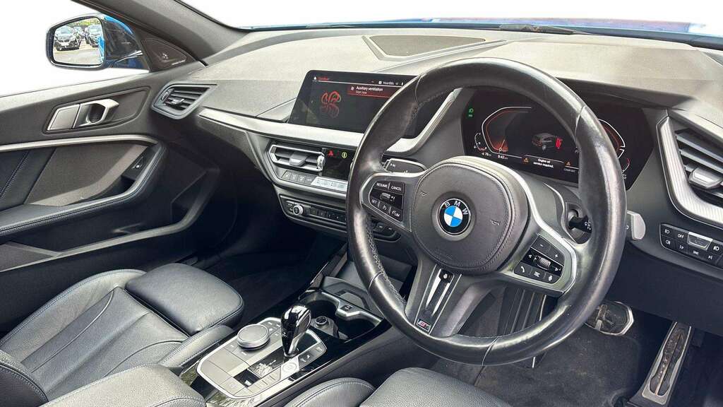 BMW 1 Series 118I 136 M Sport Step Lcp 2023 AX72GVN Blue #5