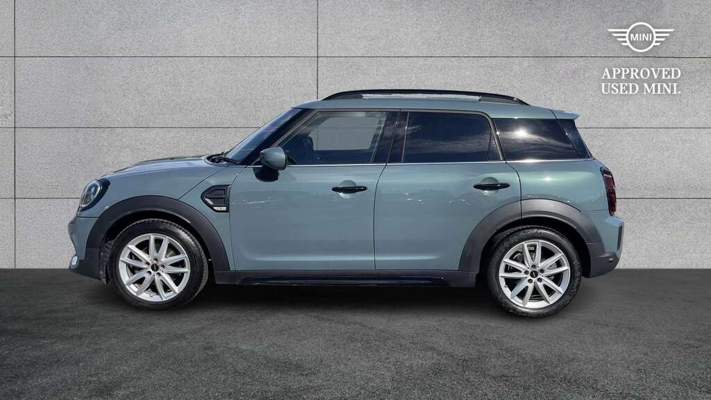 Mini Countryman 1.5 Cooper Sport 2023 Green #3