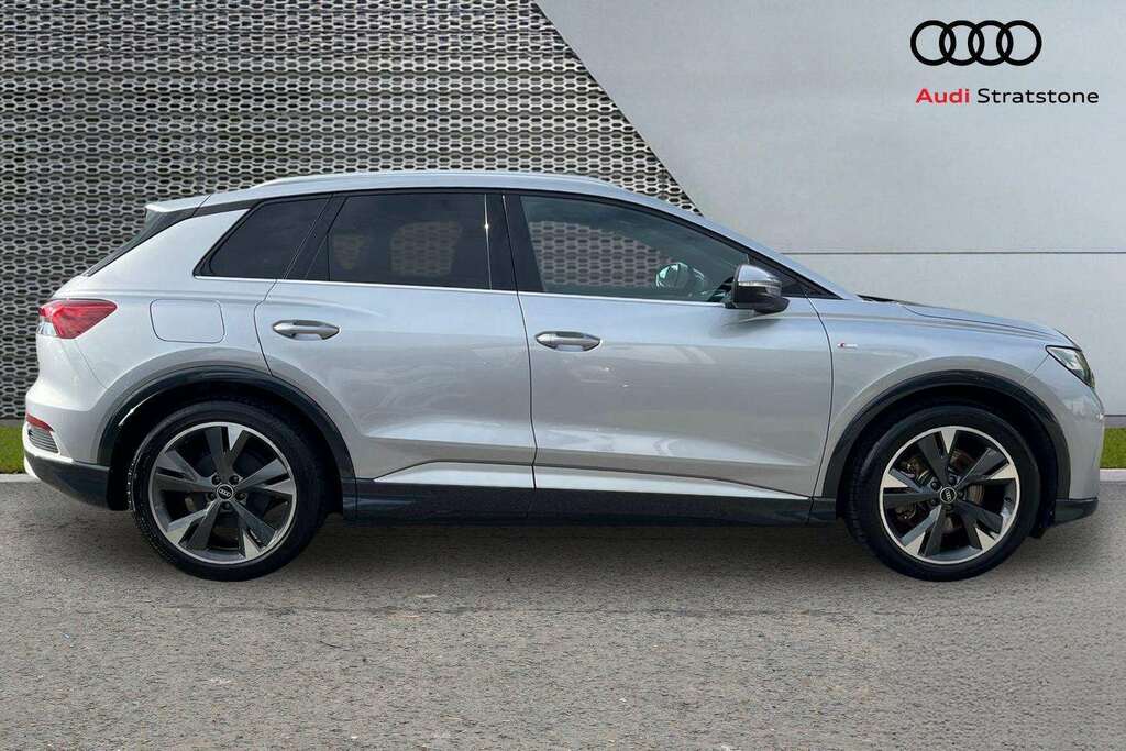 Audi Q4 E Tron 150Kw 40 82.77Kwh Launch Edition 2021 Silver #4