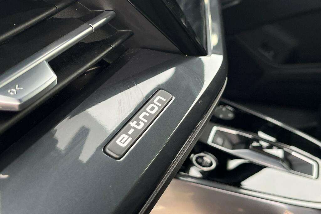 Audi Q4 E Tron 125Kw 35 55Kwh Sport Grey #32