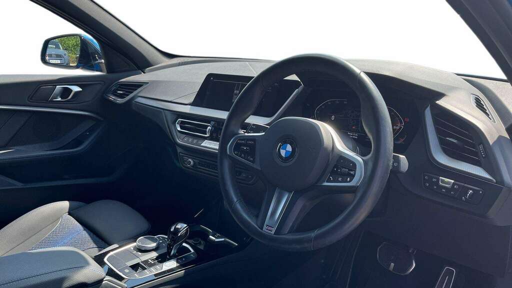 BMW 1 Series 118I 136 M Sport Step Lcp 2024 YK24GWJ Blue #5