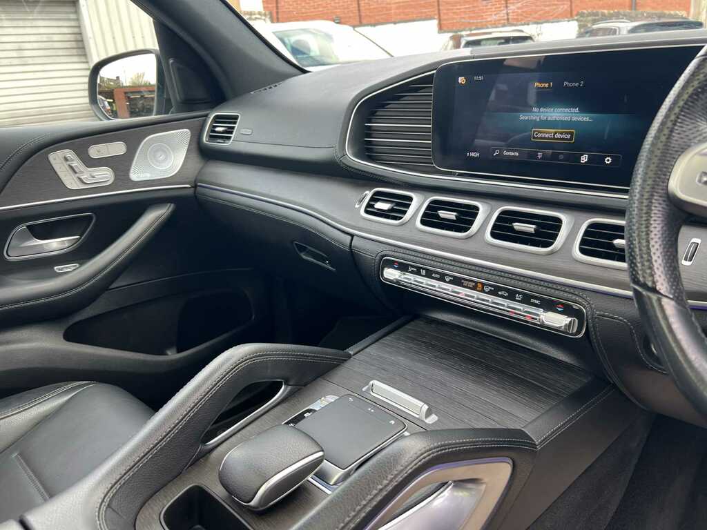 Mercedes-Benz GLE Class 3L Amg White #24