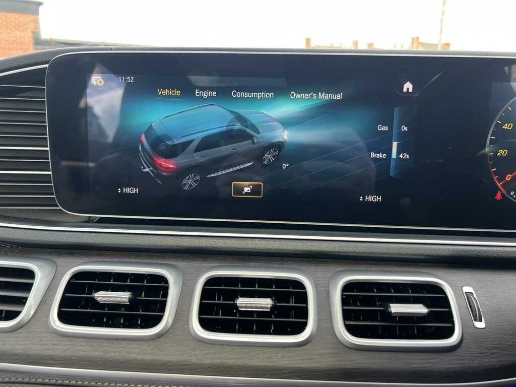 Mercedes-Benz GLE Class 3L Amg White #29