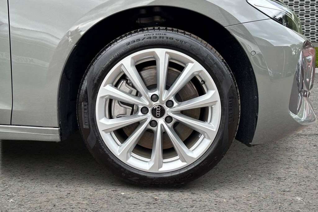 Audi A5 2.0 Tfsi 299 E Quattro Sport S Tronic 2026 Grey #5