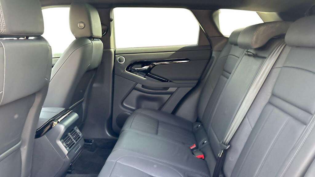 Land Rover Range Rover Evoque 2.0 D200 Dynamic Se 2025 Brown #4