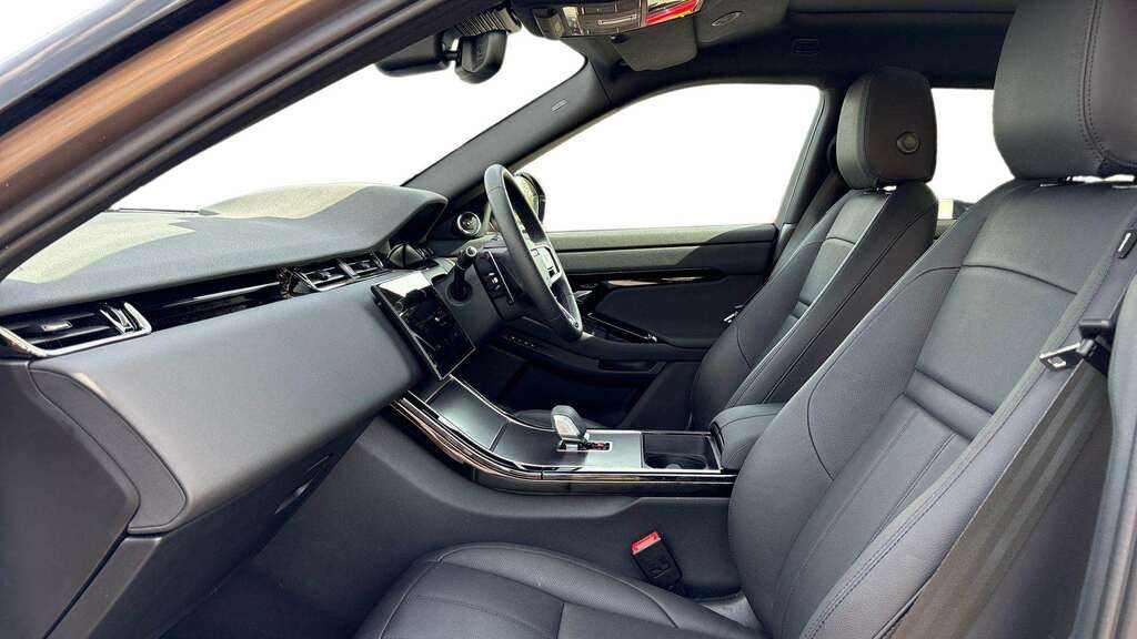 Land Rover Range Rover Evoque 2.0 D200 Dynamic Se 2025 Brown #3
