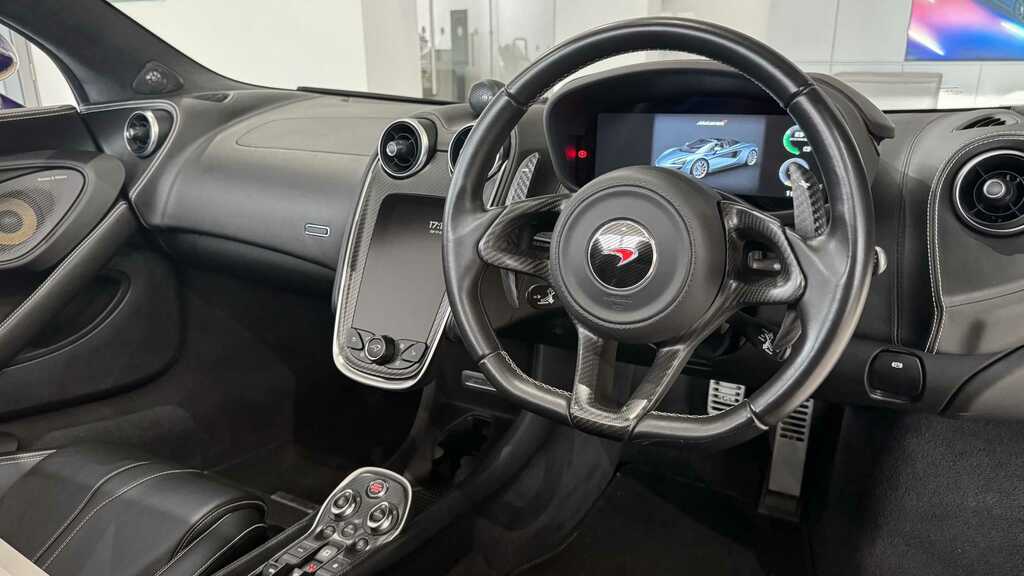 McLaren 570S 570S Spider S-a Silver #33