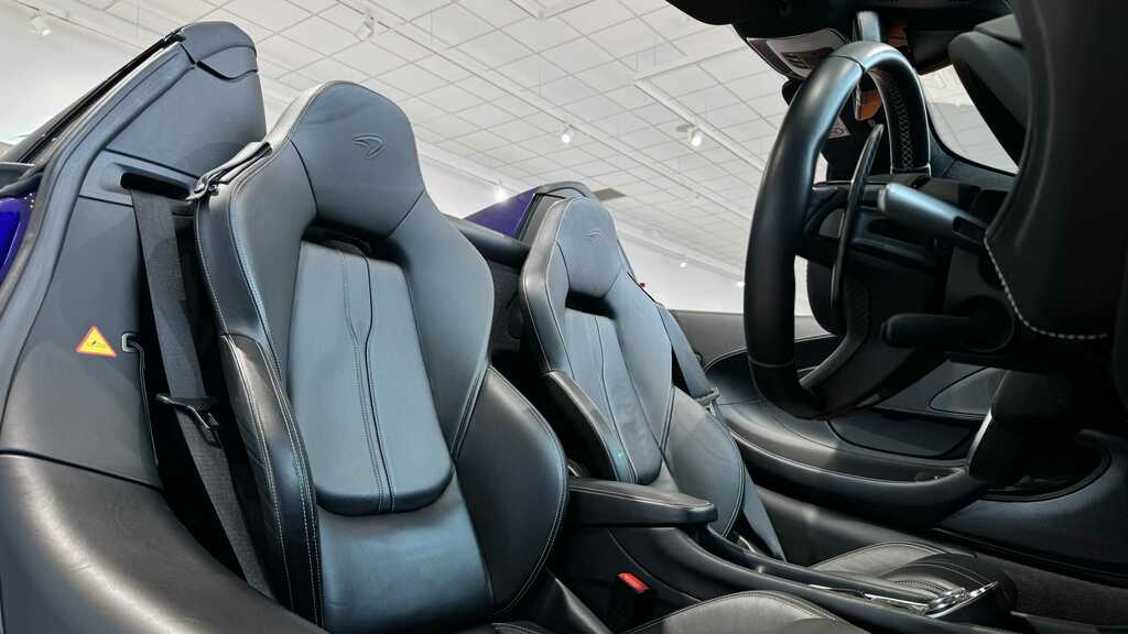 McLaren 570S 570S Spider S-a Silver #21