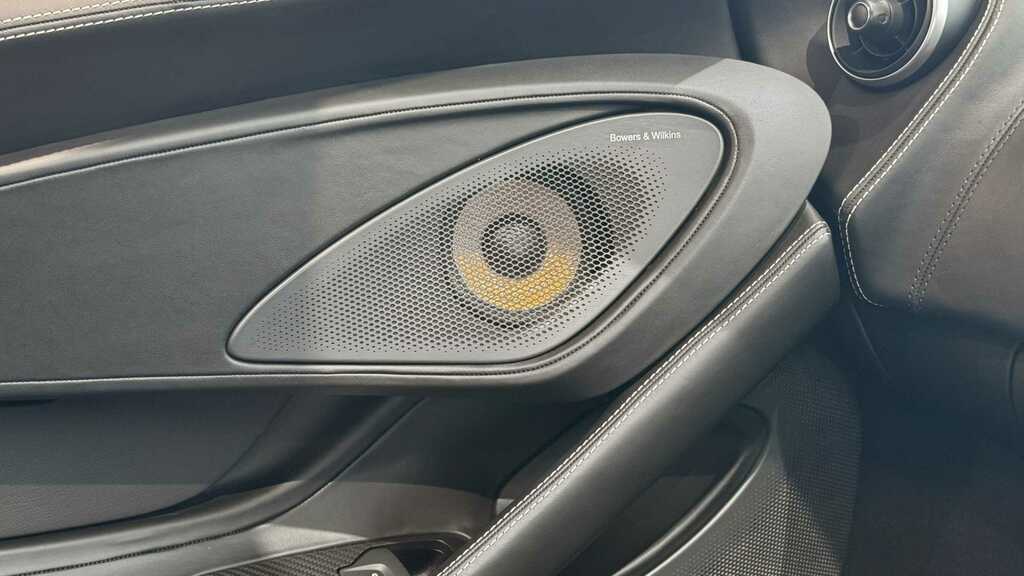 McLaren 570S 570S Spider S-a Silver #28