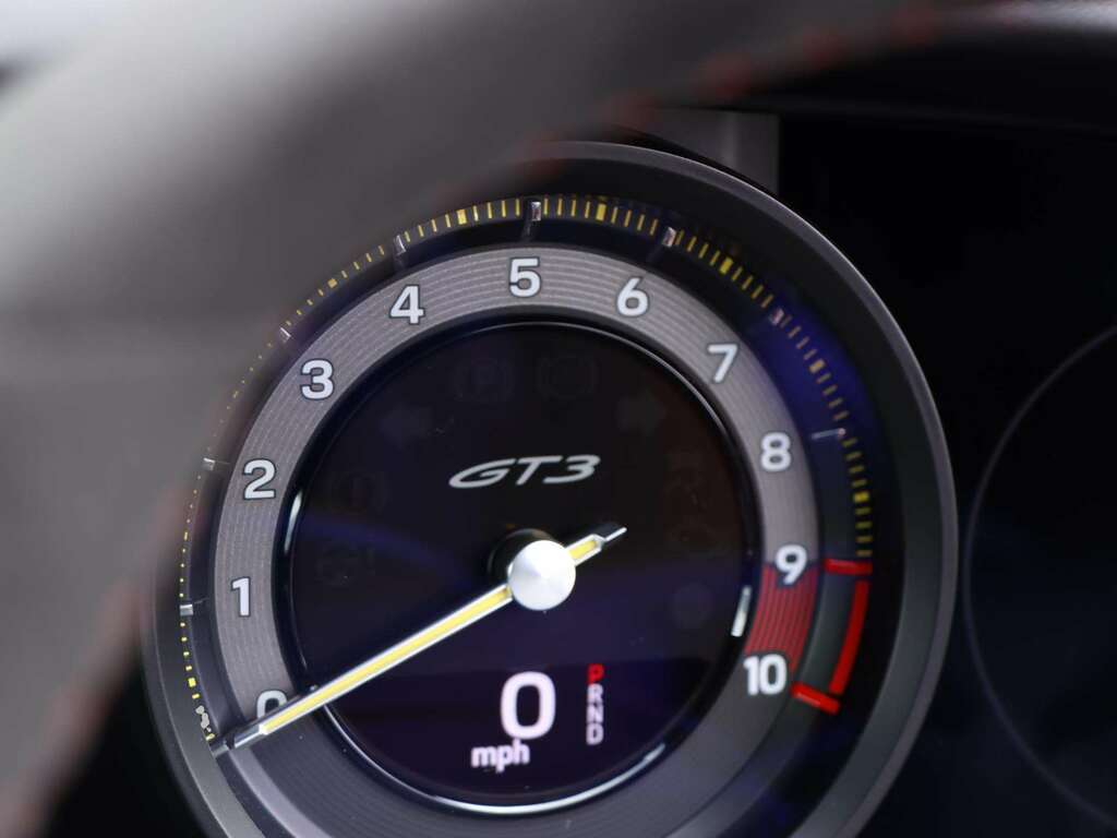 Porsche 911 911 Carrera 4 Gts Orange #24