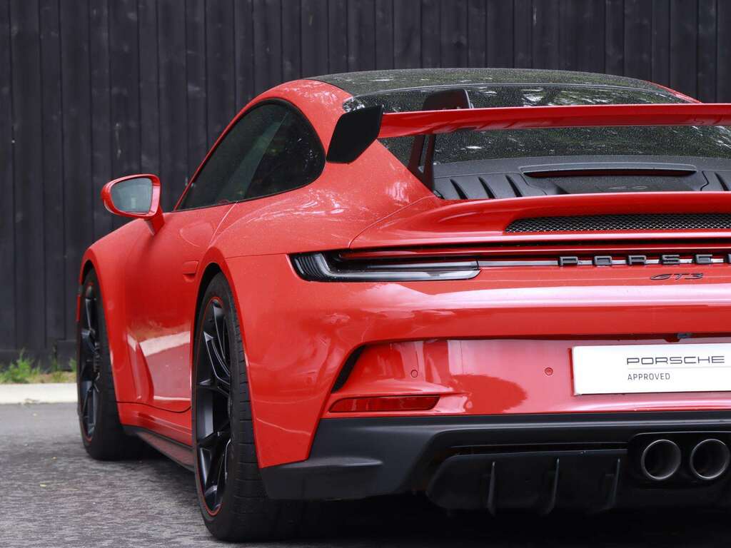Porsche 911 911 Carrera 4 Gts Orange #8