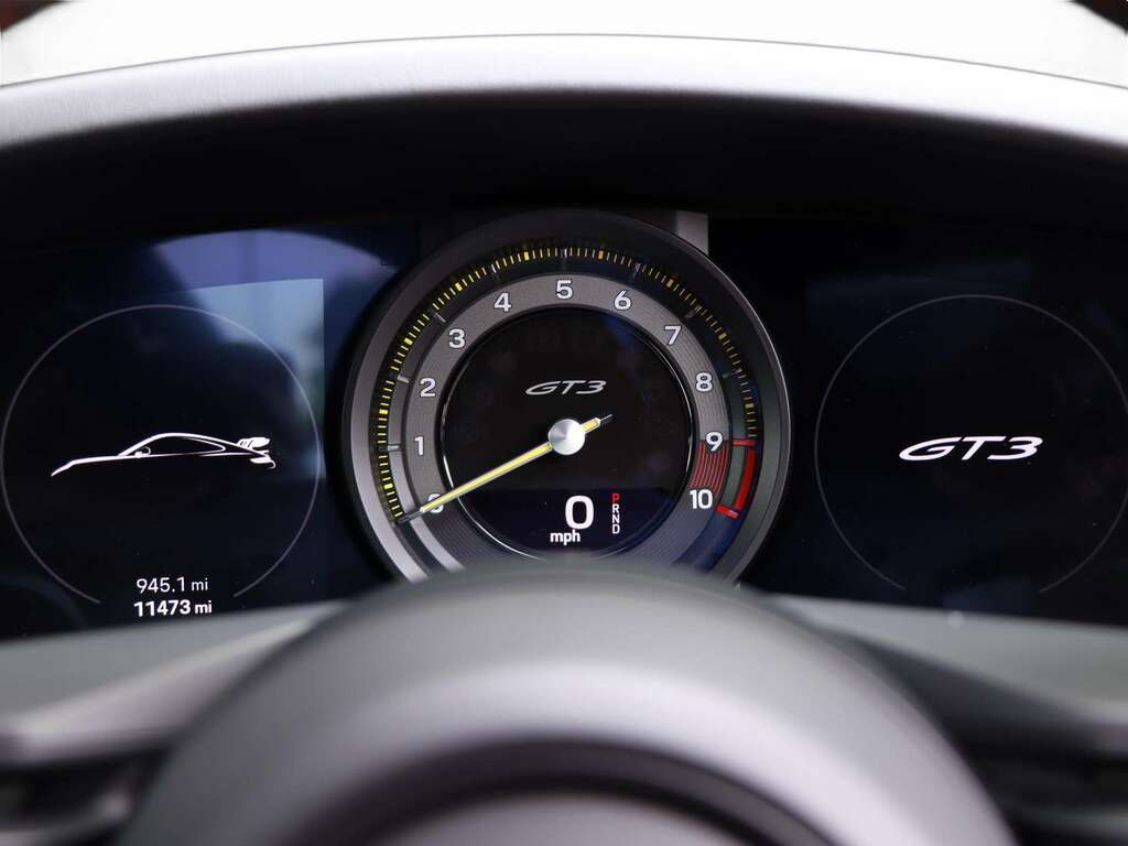 Porsche 911 911 Carrera 4 Gts Orange #21