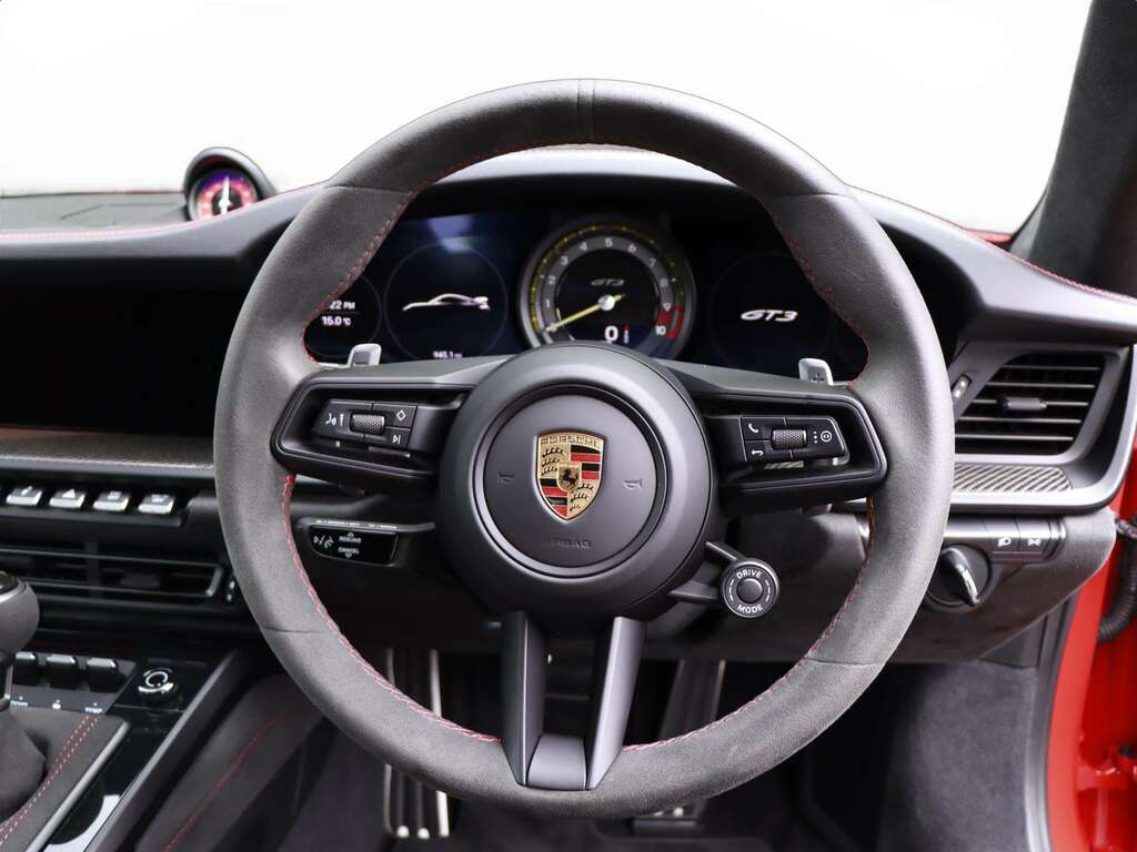 Porsche 911 911 Carrera 4 Gts Orange #25