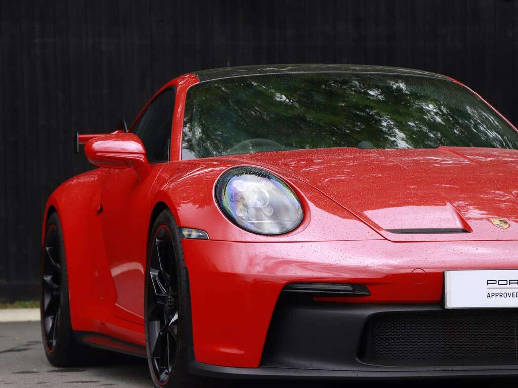 Porsche 911 911 Carrera 4 Gts Orange #29