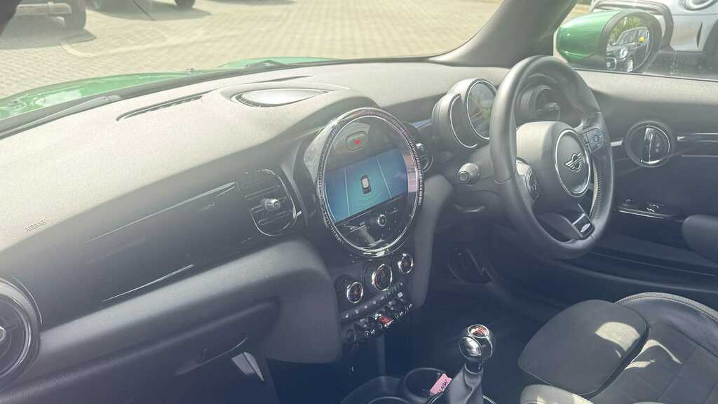 Mini Hatch 1.5 Cooper Sport 2022 KR22NBN Green #6