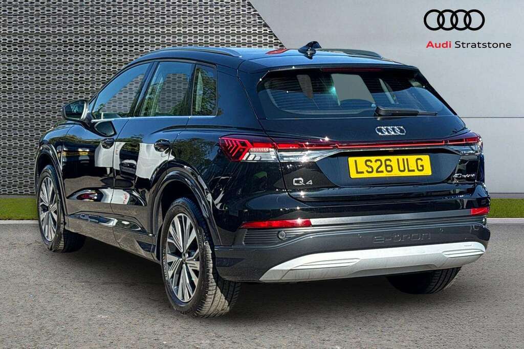 Audi Q4 E Tron 150Kw 40 63Kwh Sport Leather 2026 Black #3
