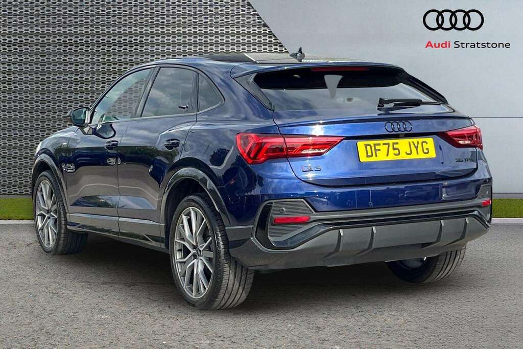 Audi Q3 35 Tfsi Black Edition S Tronic 20 Alloy 202 DF75JYG Blue #3