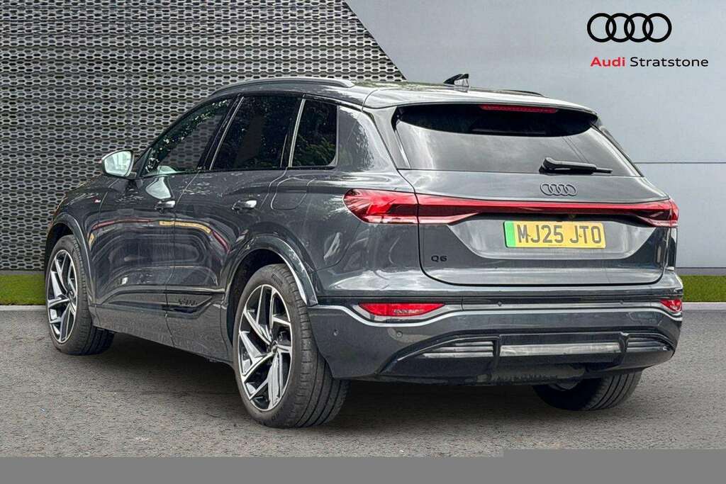Audi Q6 E-Tron 225Kw Performance 100Kwh Edition 1 2025 Grey #3